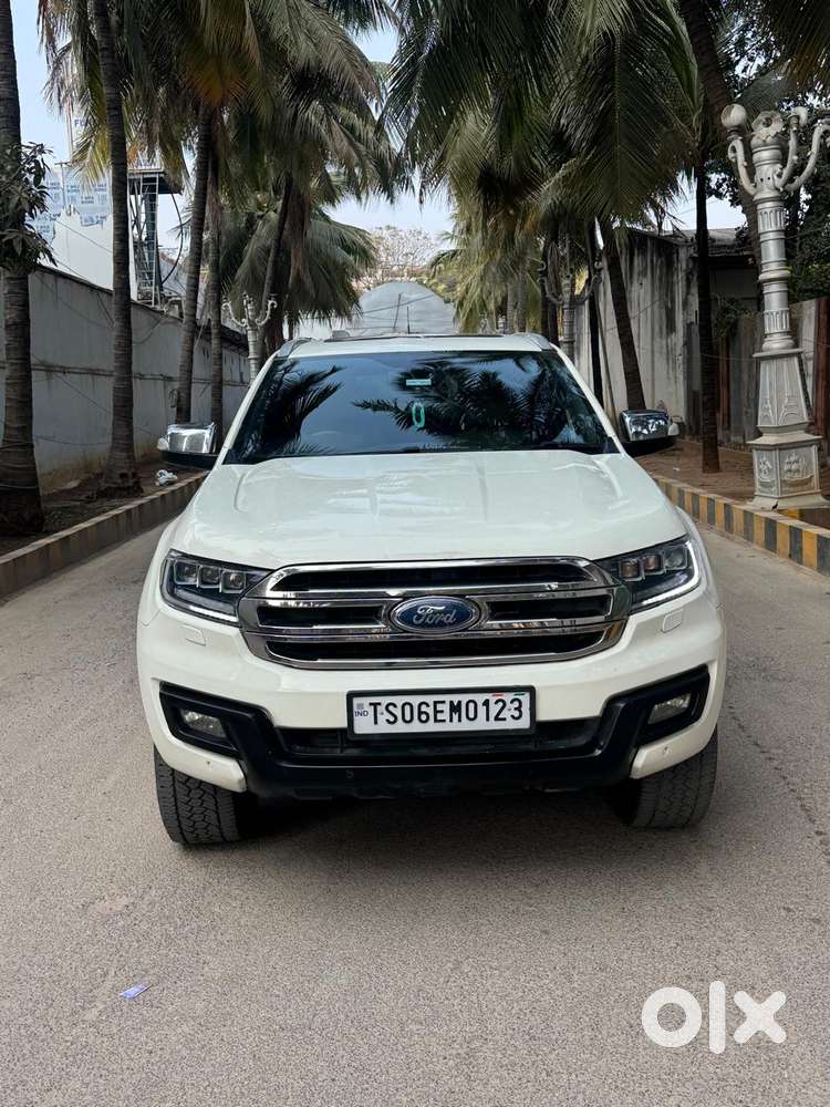 Ford Endeavour 3.2 Titanium At 4x4, 2016, Diesel