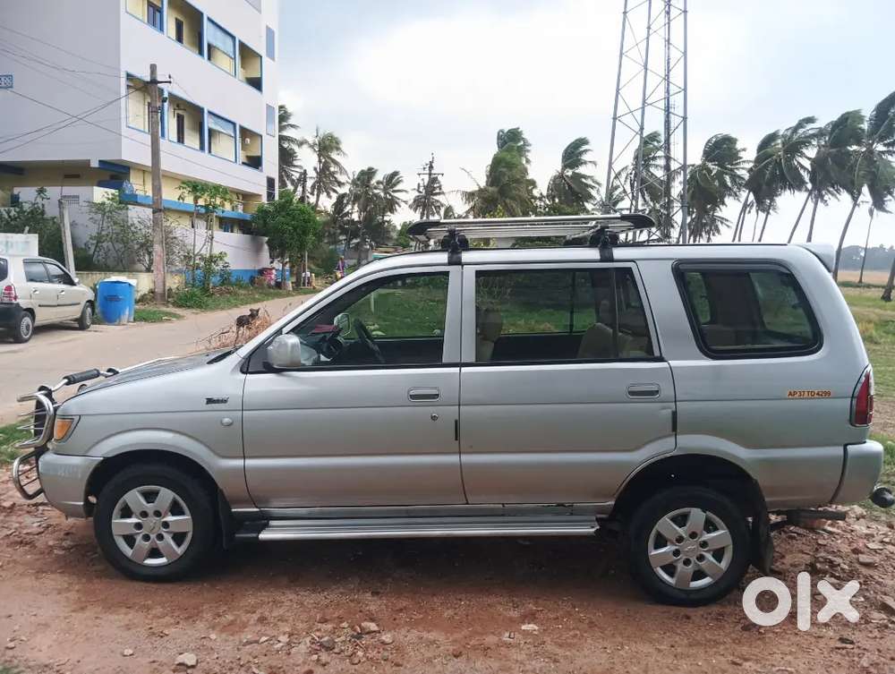 Chevrolet Tavera 2015 Suv