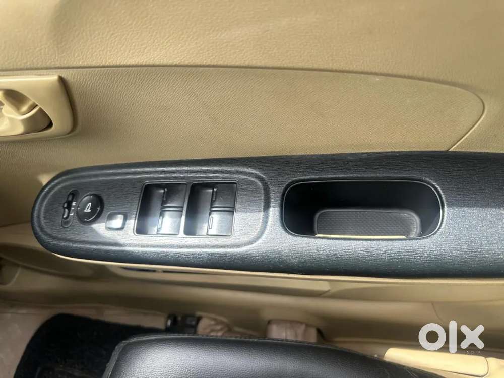 Honda Brio 2014 Petrol Well Maintained