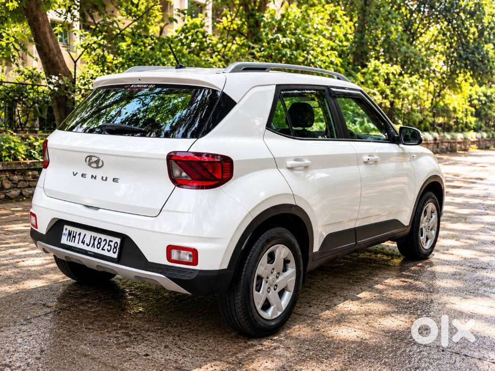 Hyundai Venue, 2022, Petrol