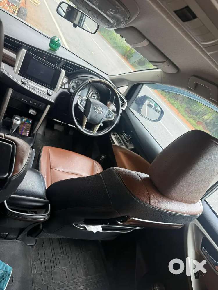 Doctor Owned And Driven Toyota Innova Crysta 2.8z 2017
