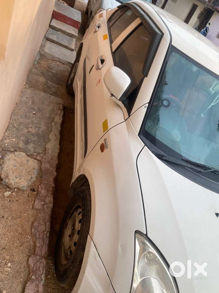 Maruti Swift Dzire 2016