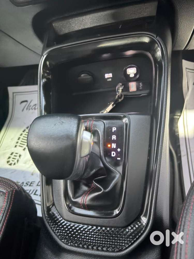 Kia Sonet Gtx Plus Dct, 2021, Petrol