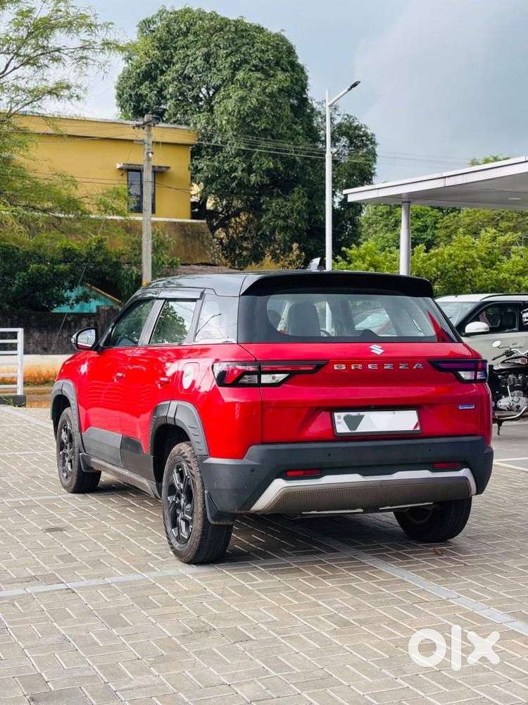 Maruti Suzuki Vitara Brezza 1.5 Vxi At, 2022, Petrol