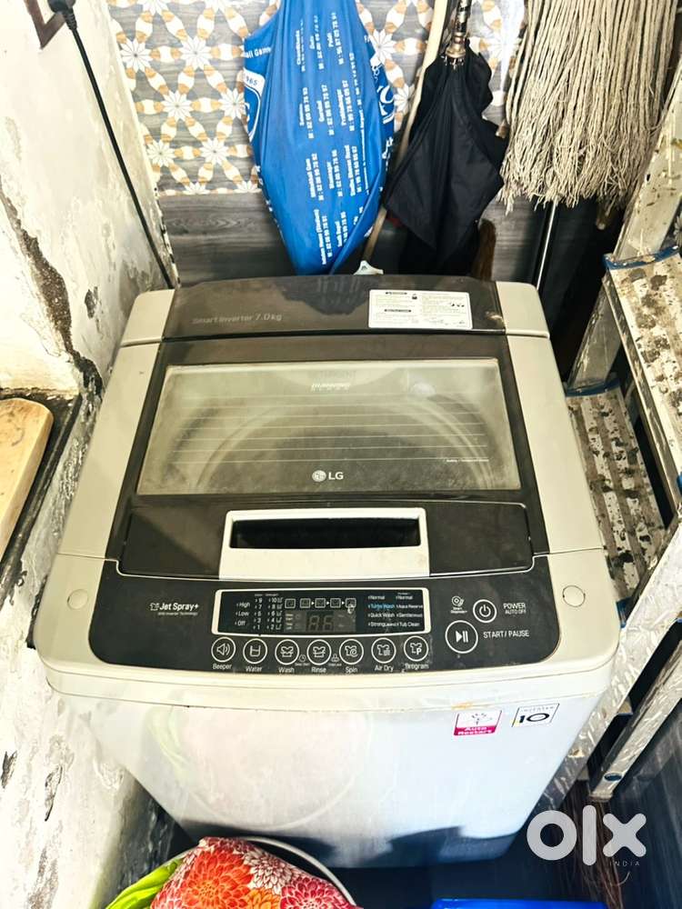 LG 7 KG WASHING MACHINE
