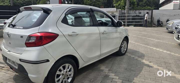 Tata Tiago Xz, 2018, Petrol