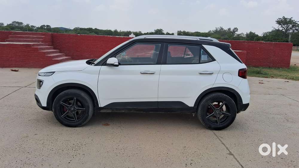 Hyundai Venue Sx Turbo, 2019, Petrol