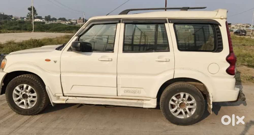 Mahindra Scorpio Diesel 176000 Km Driven