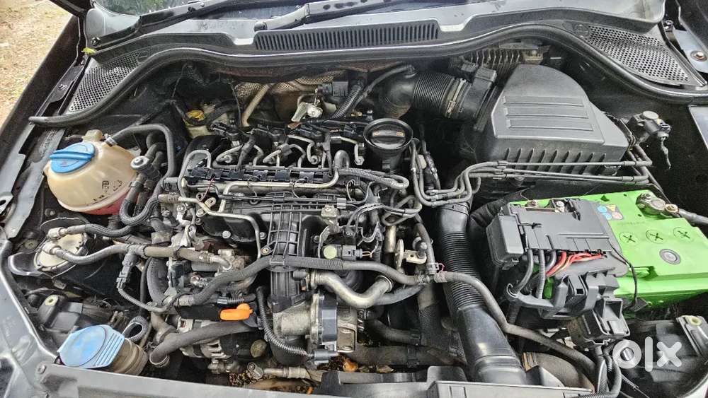 Volkswagen Vento Diesel 1.6 Highline 2011. Turbo