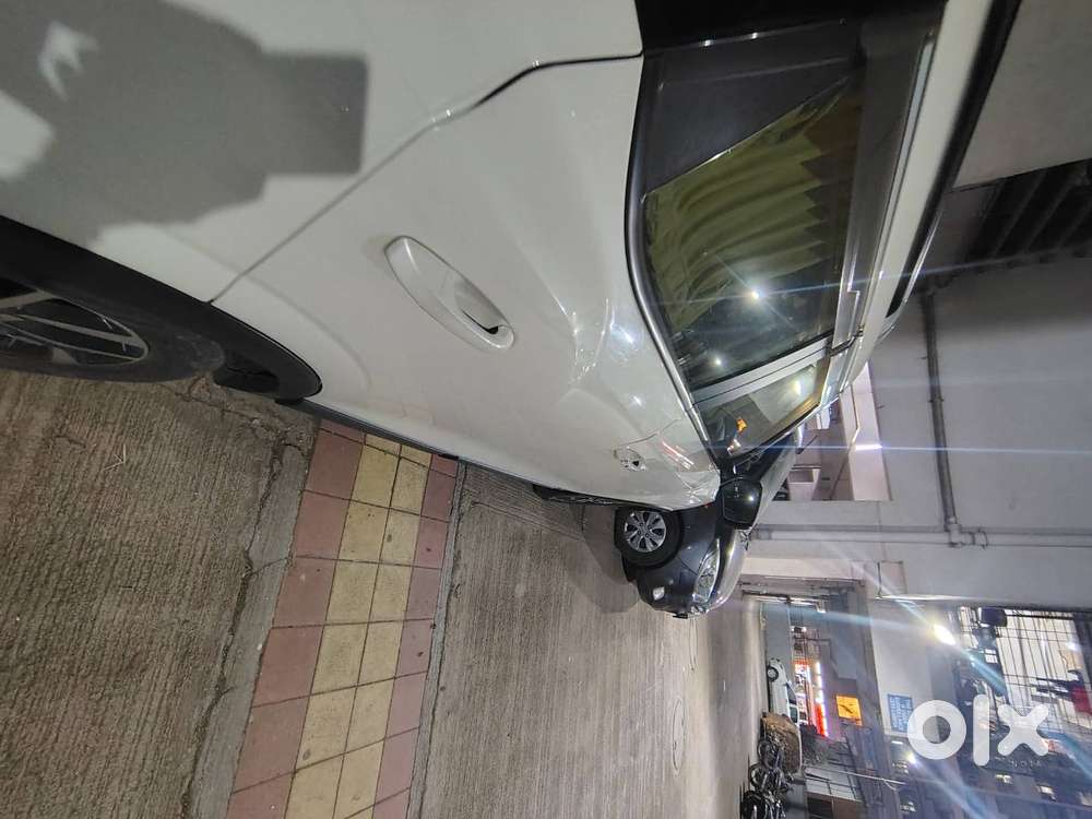 Looking To Sell My Mahindra Xuv300 W8 Optional Top Model With Sunroof