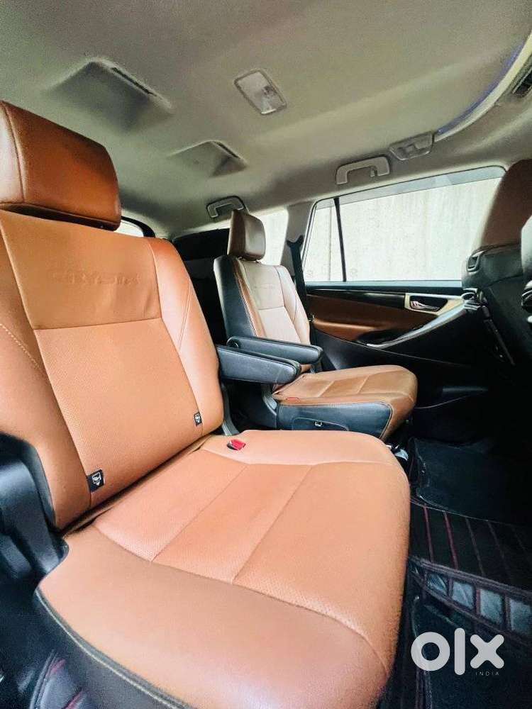 Toyota Innova Crysta [2020-ongoing] 2.4 Zx 7 Str, 2022, Diesel