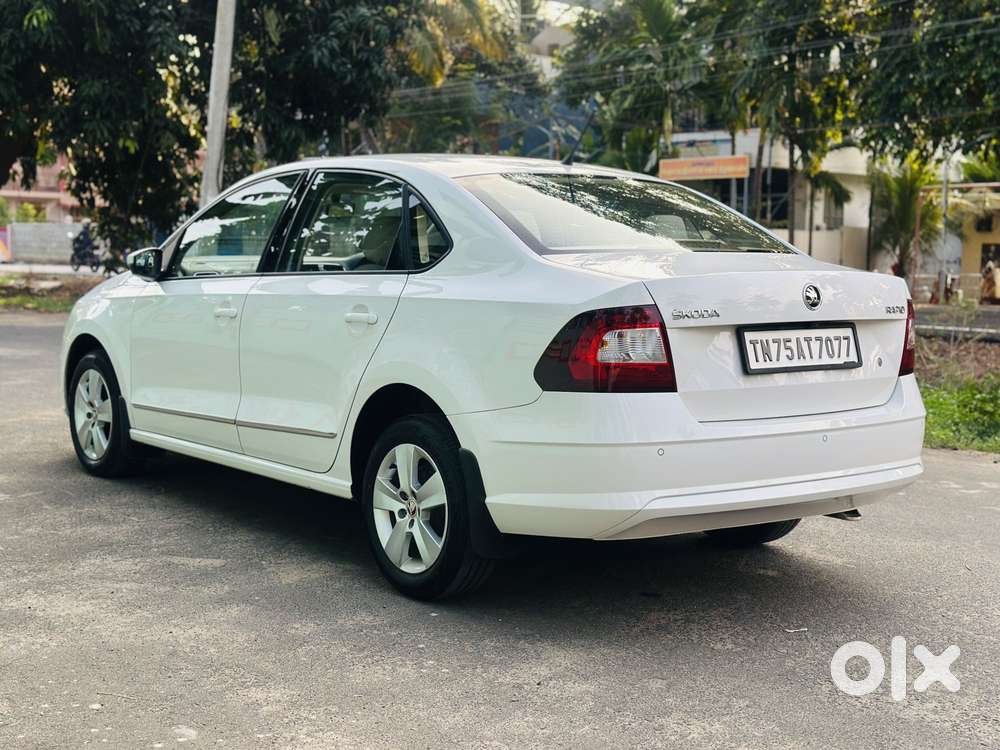 Skoda Rapid 1.0 Ambition Tsi At, 2021, Petrol