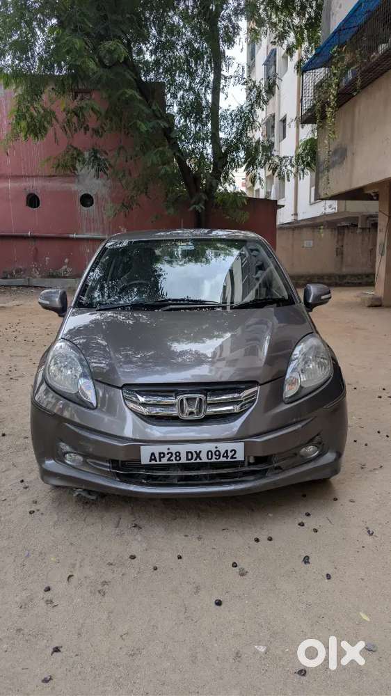 Honda Amaze 2nd Gen 2014 Petrol Well Maintained