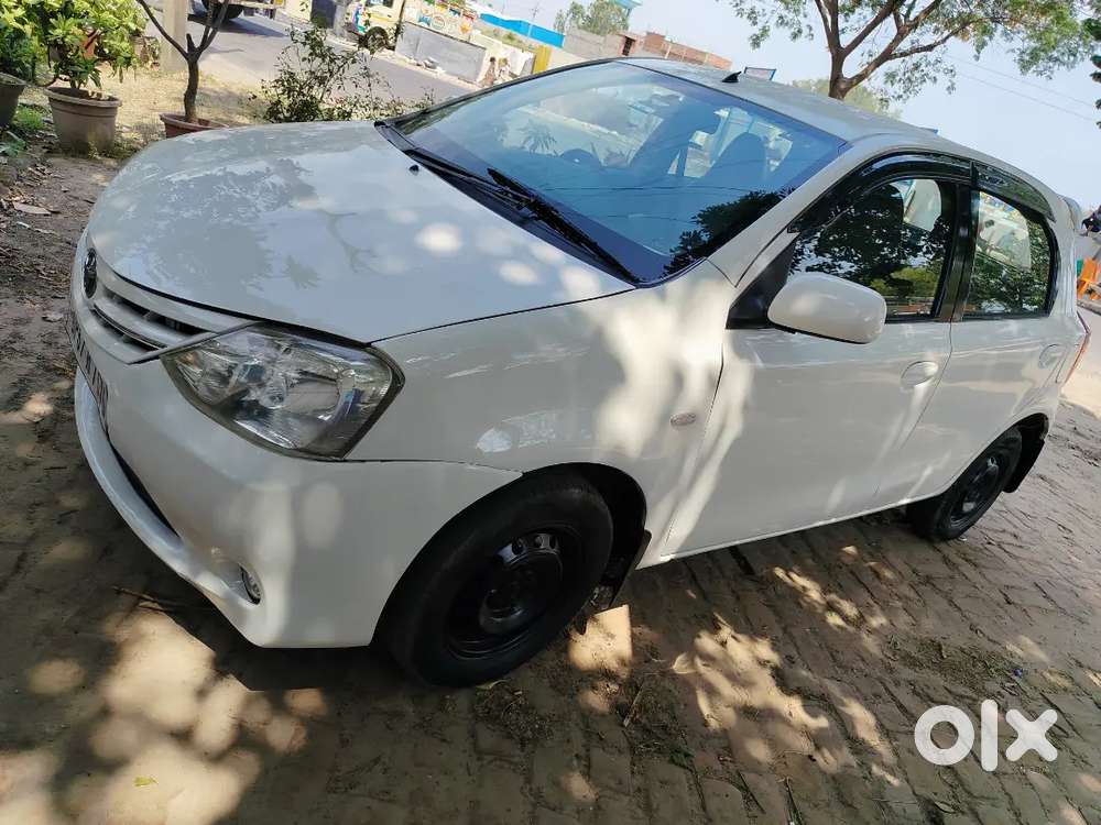Toyota Etios Liva 2012