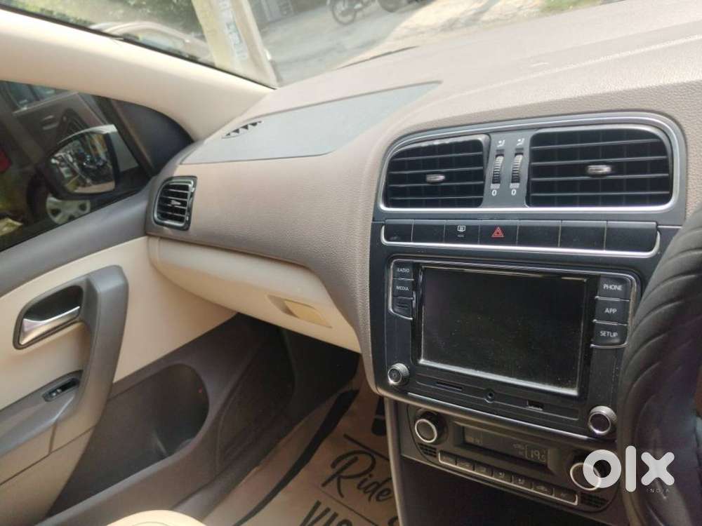 Volkswagen Vento Celeste 1.6 Highline, 2012, Diesel