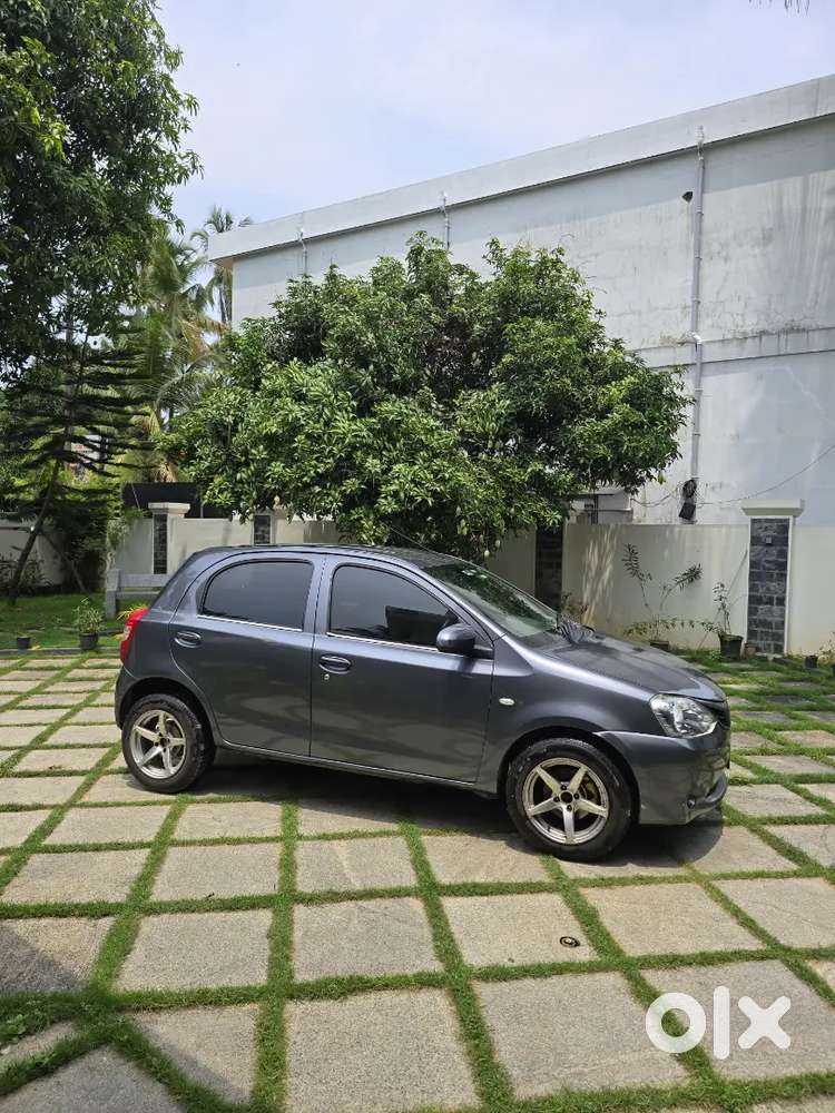 Toyota Etios Liva 2015 Diesel 185000 Km Driven