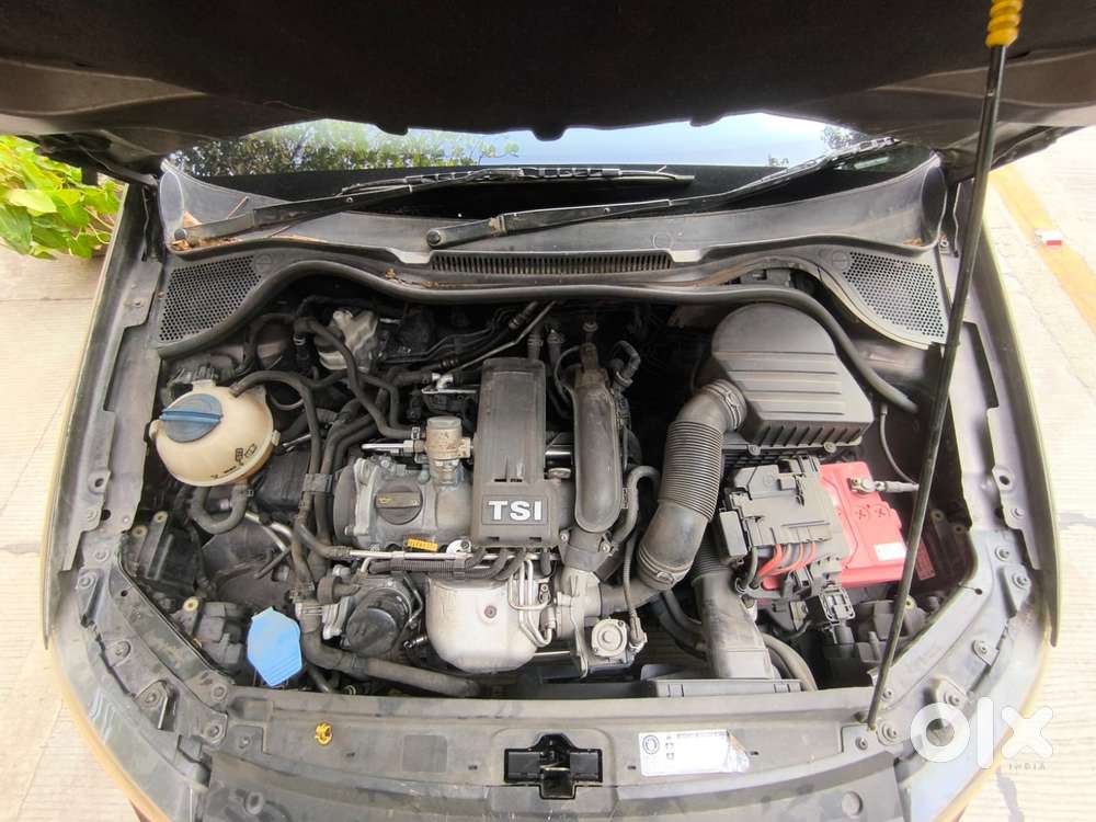 Volkswagen Vento 1.2 Tsi Highline At, 2015, Petrol