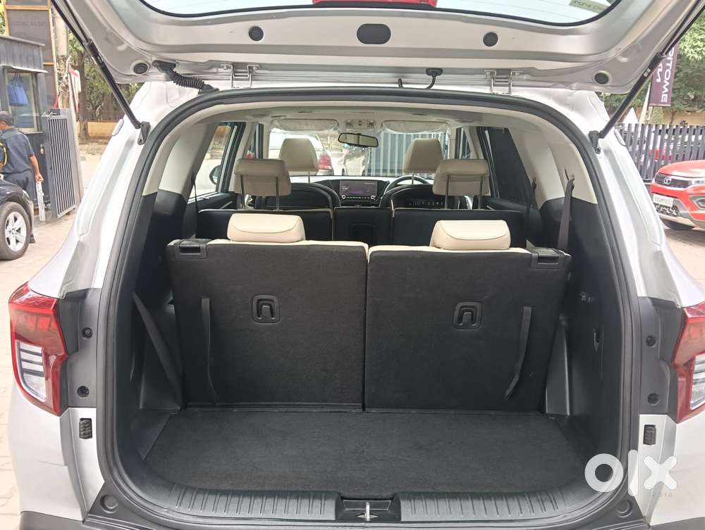 Kia Carens 1.4 Luxury Plus Dct 7 Str, 2022, Petrol