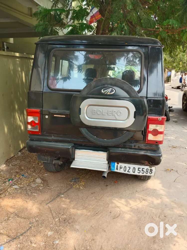 Mahindra Bolero Neo 2007