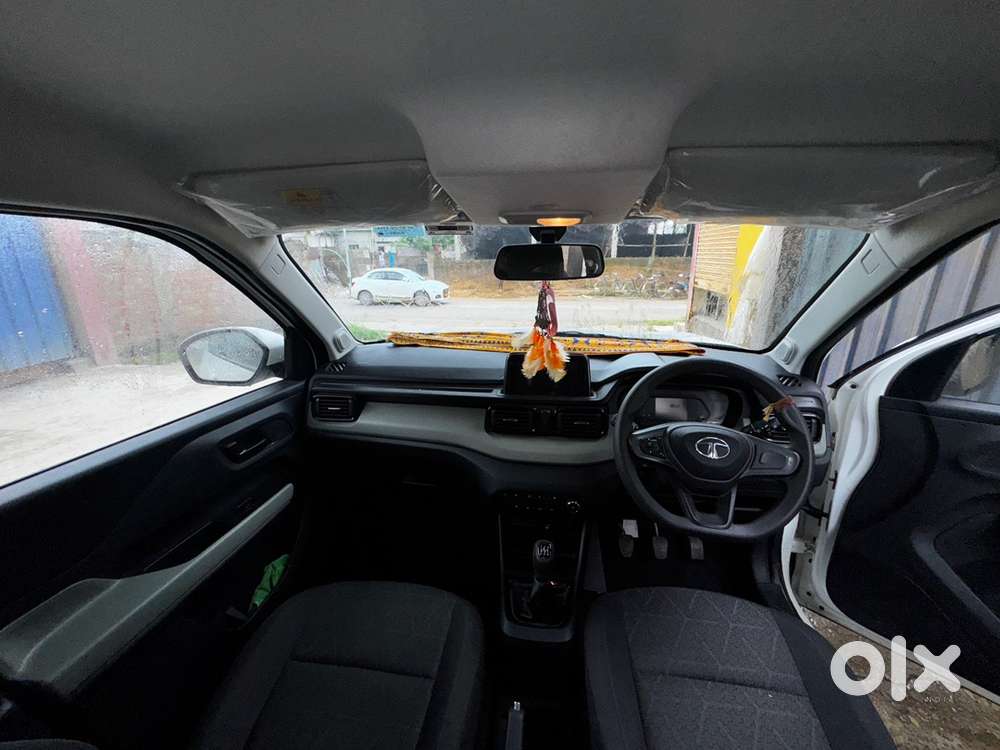 Tata Punch Petrol 2024