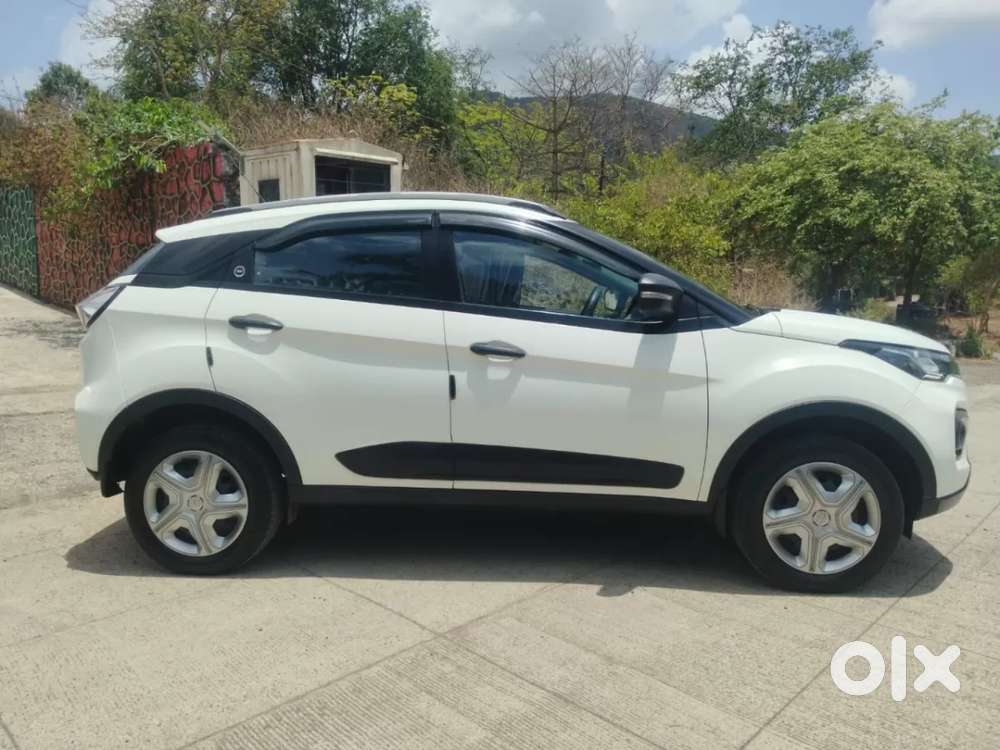 Tata Nexon 1.2 Revotron Xm, 2023, Petrol
