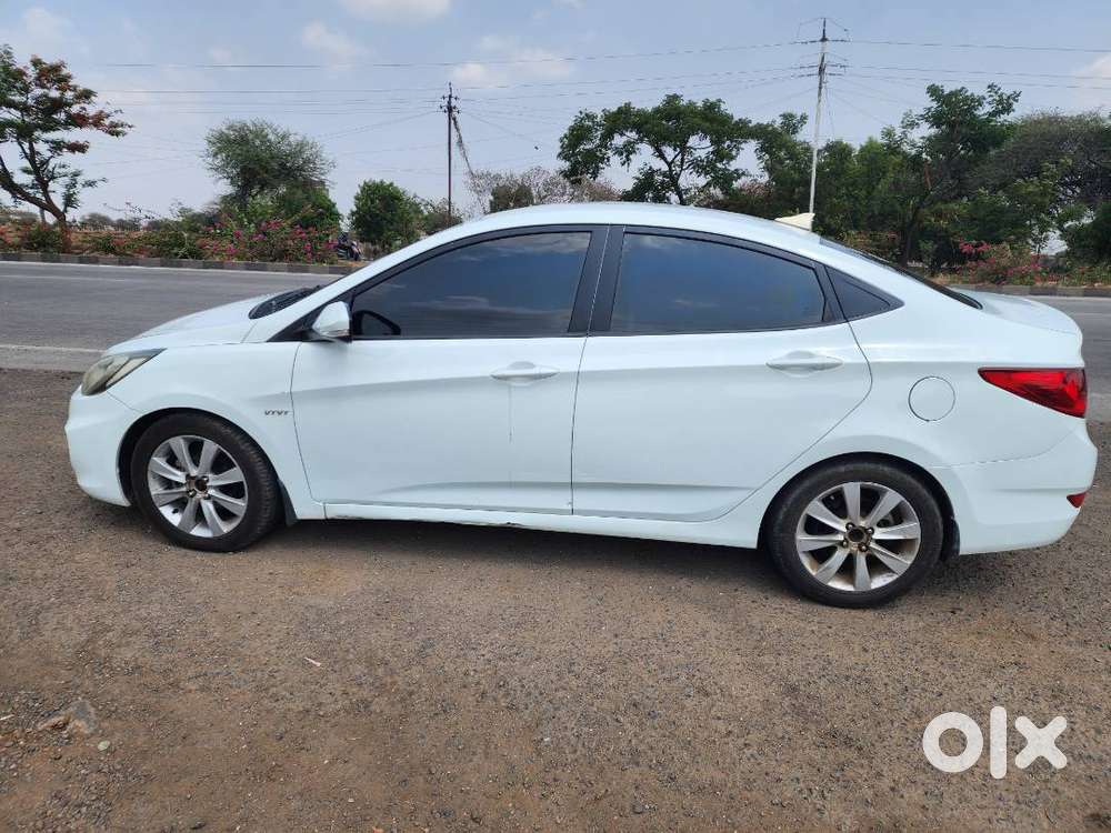 Very Good Condition Mh 15 Car, All Papers Are Valid, Insurance And All