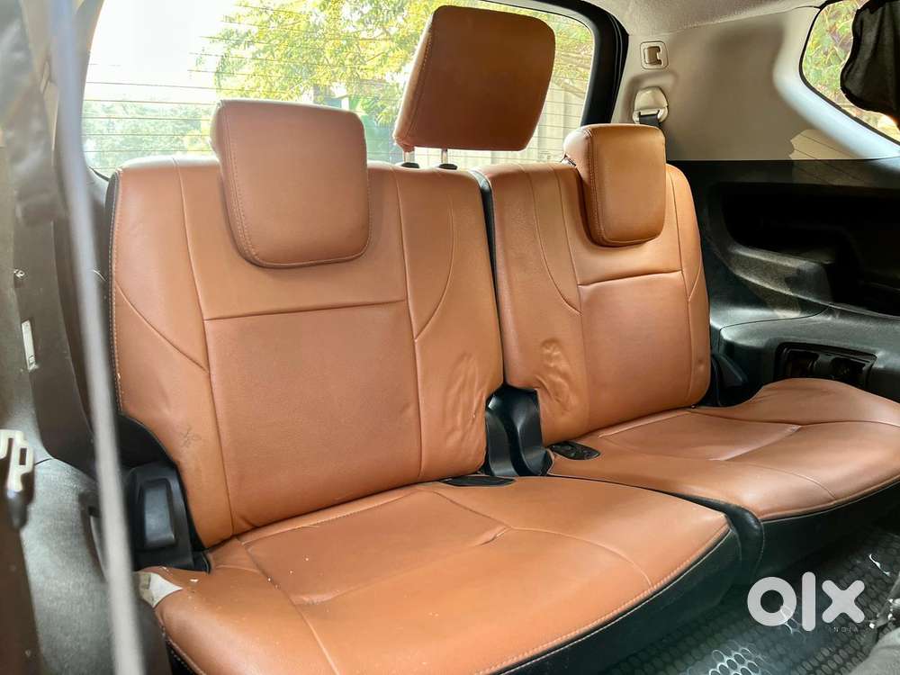 Toyota Innova Crysta 2.4 V 8 Str, 2017, Diesel