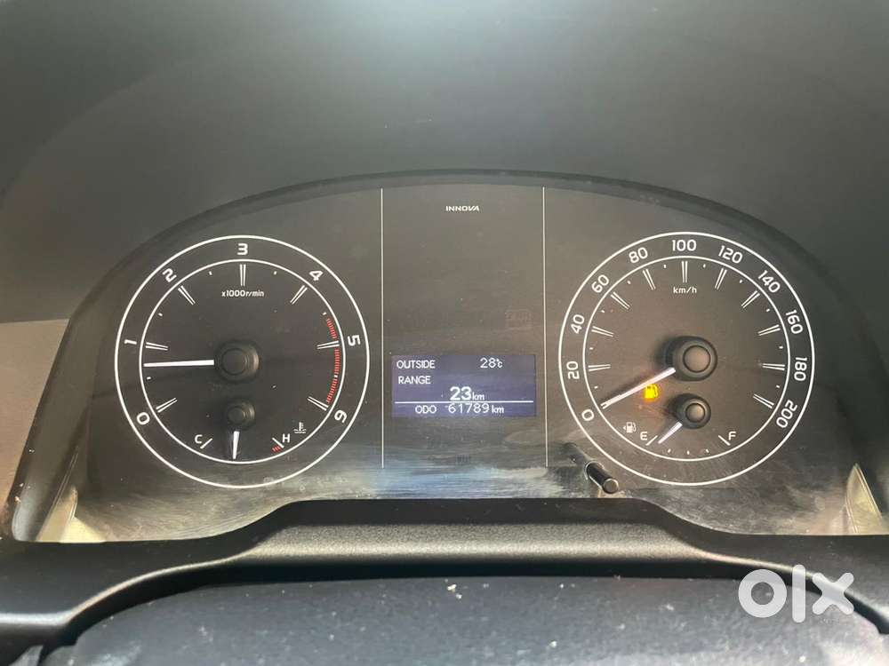 Toyota Innova Crysta 2.4 G Plus Mt 7 Str, 2023, Diesel