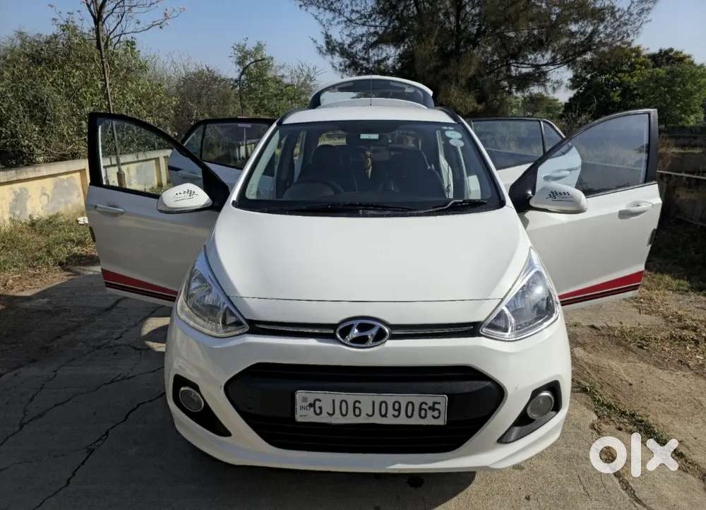 Anniversary Model Grand I10 Prime (special Edition - Red & Black)