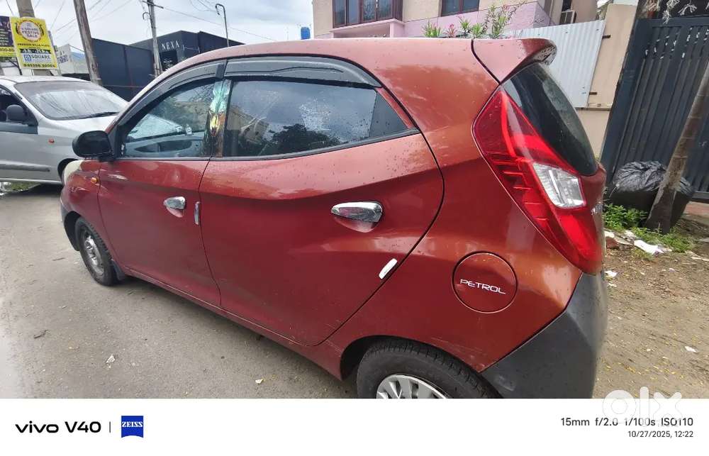 Hyundai Eon 2013 Petrol Well Maintained
