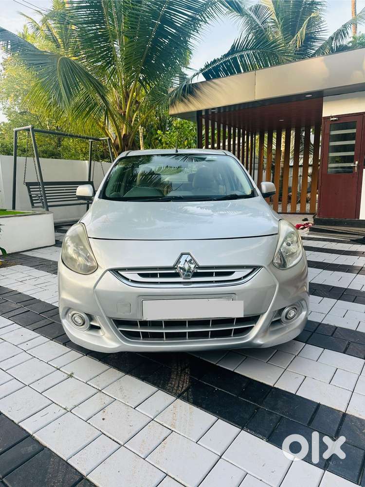 Renault Scala Rxl Petrol Automatic, 2014, Petrol