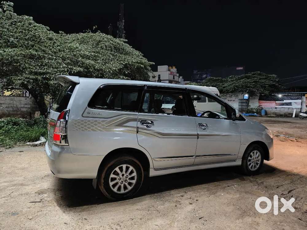 Showroom History Maintained Innova- V Version Full Condition Car