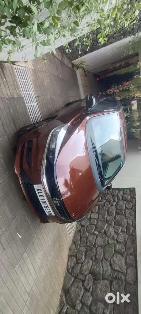 Tata Tiago 2025 Petrol 2200 Km Driven