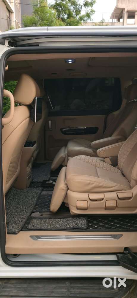 Kia Carnival Limousine Plus 7 Str, 2022, Diesel