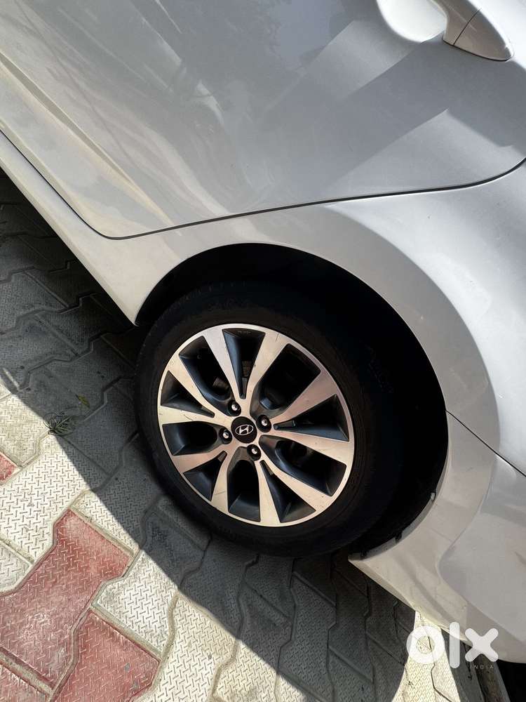 Hyundai Fluidic Verna 1.6 Crdi Sx, 2014, Cng & Hybrids