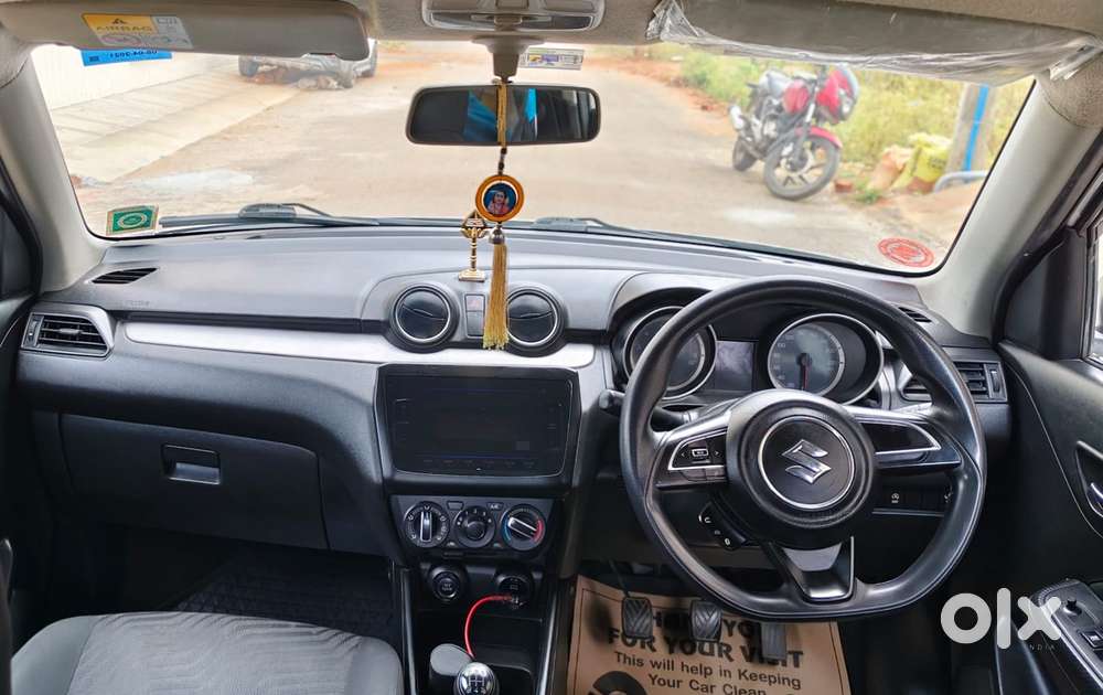 Maruti Suzuki Swift Vxi + Manual, 2021, Petrol