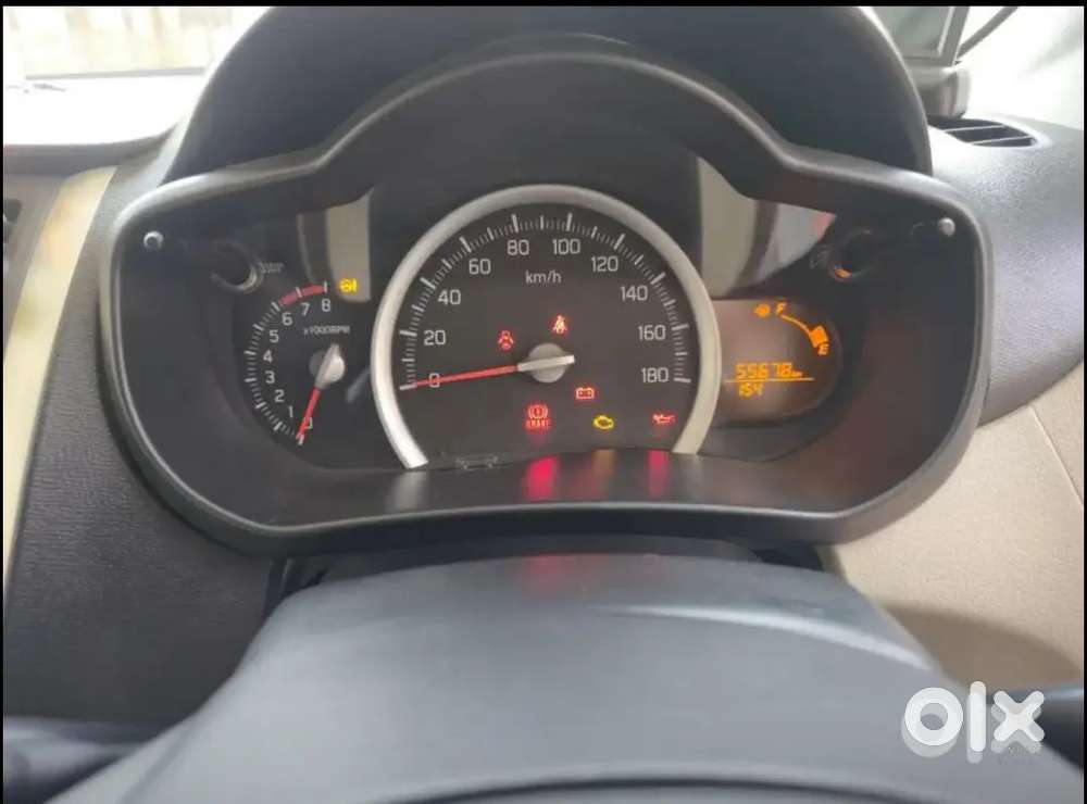 Family Used Company Serviced Celerio Zxi(o)