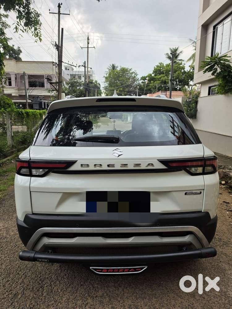 Maruti Suzuki Brezza 1.5 Zxi Smart Hybrid, 2023, Petrol