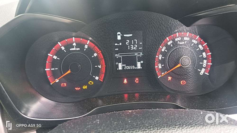Mahindra Xuv300 W6, 2021, Petrol
