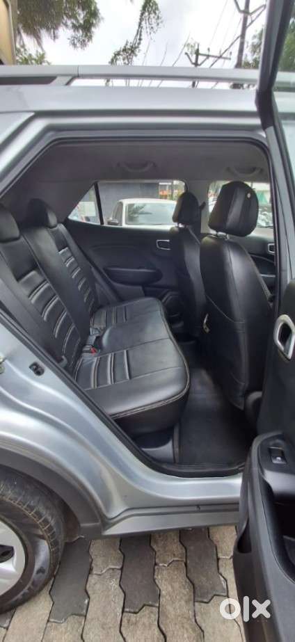 Hyundai Venue S Turbo, 2019, Petrol