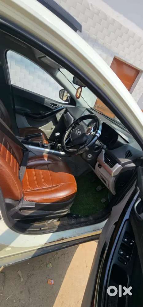 Nexon Xm Cng Petrol