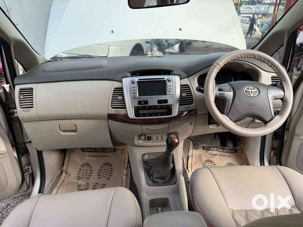 Toyota Innova 2.5 Vx 7 Seater Bs Iv, 2014, Diesel
