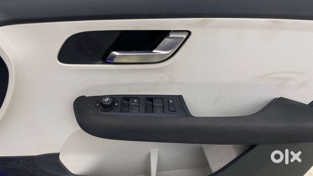 Tata Altroz 1.2 Xza Plus, 2022, Petrol