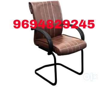 Library best sale chair olx