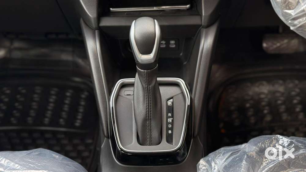 Maruti Suzuki Victoris Zxi Plus (o) Petrol Manual, 2025, Petrol