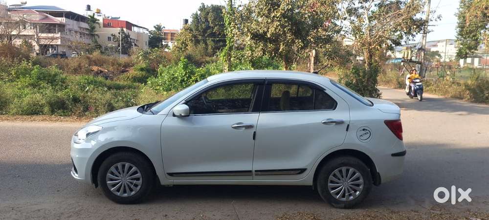 Maruti Suzuki Swift Dzire Vxi(o) Mt, 2022, Petrol