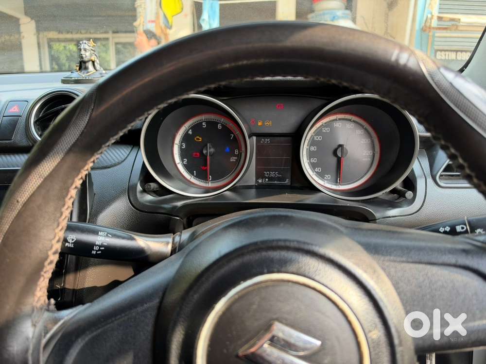 Maruti Suzuki Swift Petrol Manual 2021