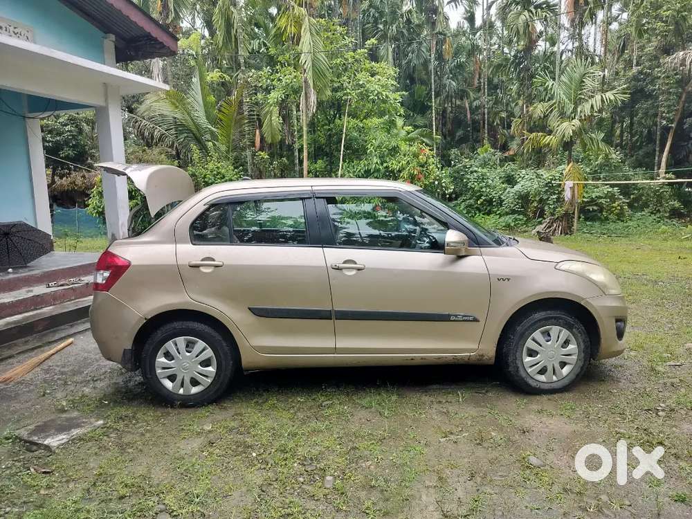 Maruti Suzuki Dzire 2015 Petrol 70000 Km Driven