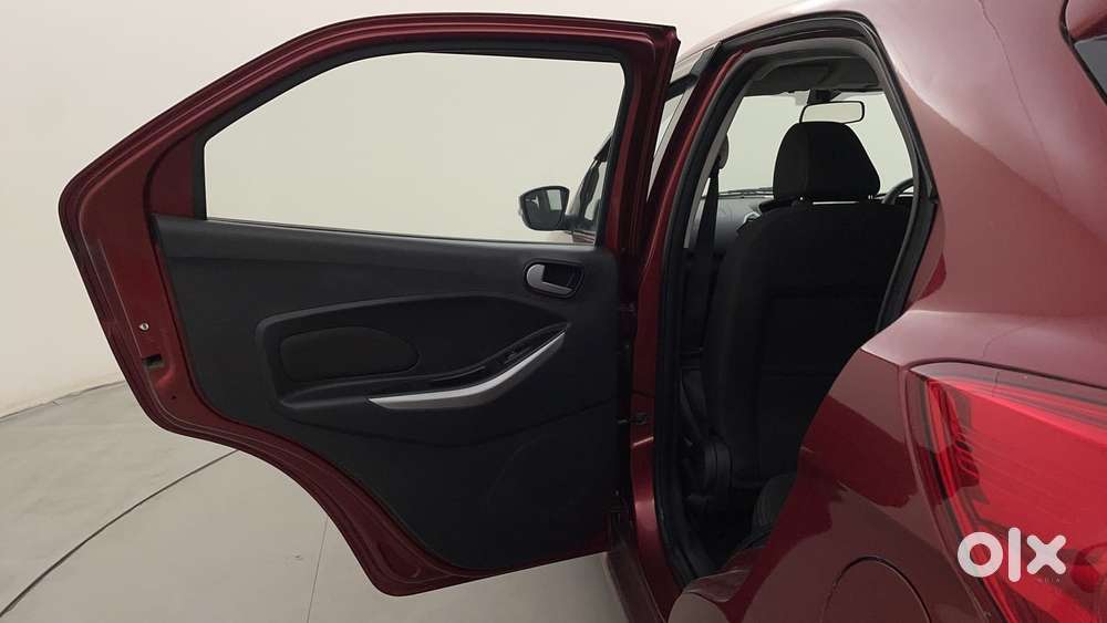 Ford Figo 1.2p Titanium Plus Mt, 2016, Petrol