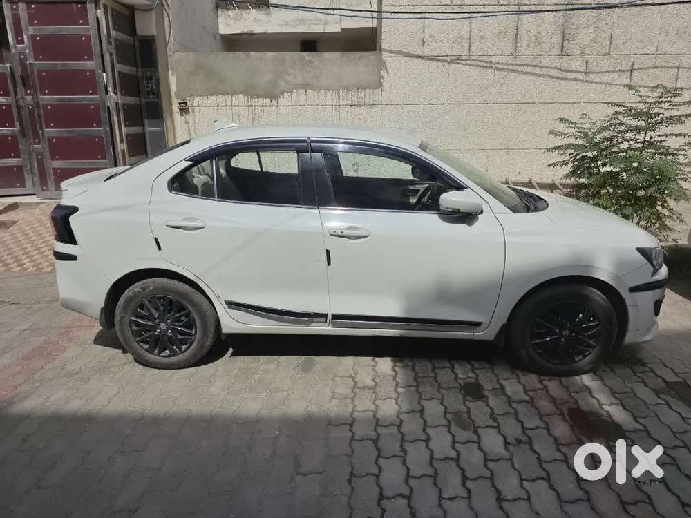 Maruti Suzuki Dzire Zxi, 2026 Petrol Manual
